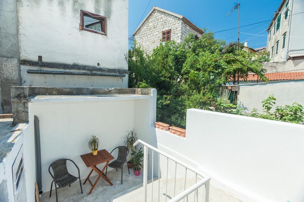 Ferienwohnung Charming Old Stone House Split Exterior foto